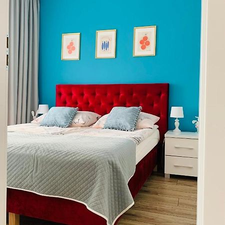 Apartament Walczaka 15 Miejsce Parkingowe ゴジュフ・ヴィエルコポルスキ エクステリア 写真