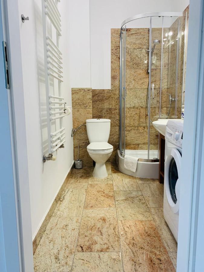 Apartament Walczaka 15 Miejsce Parkingowe ゴジュフ・ヴィエルコポルスキ エクステリア 写真